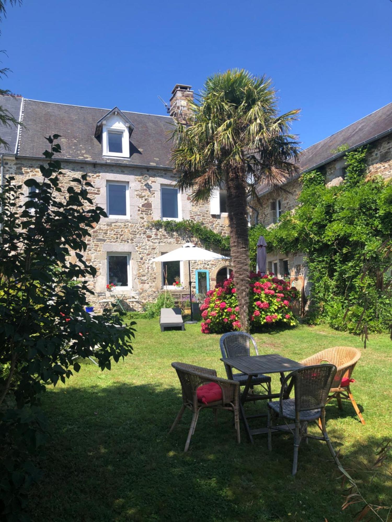 Magnifique longère du Cotentin Heugueville-sur-Sienne Extérieur photo